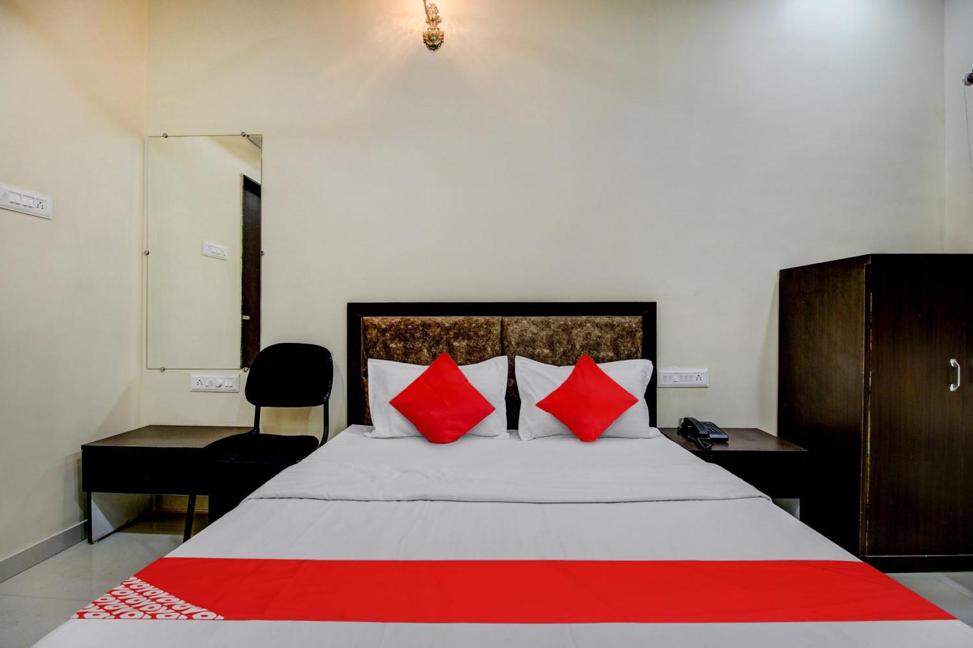 Super Hotel O The Shloka Bhopal Zewnętrze zdjęcie